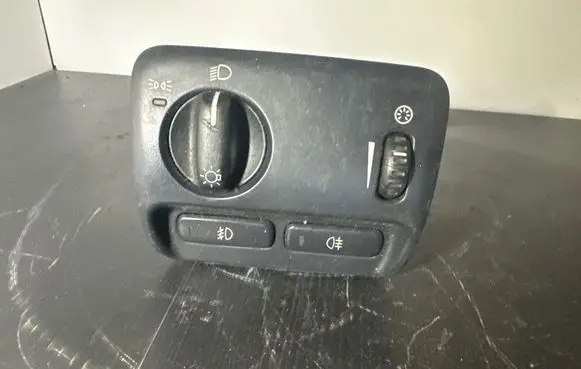 Volvo S80 Light switch 30739307 MF39AA00020 05W40E01