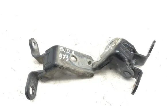 Rear door hinge set