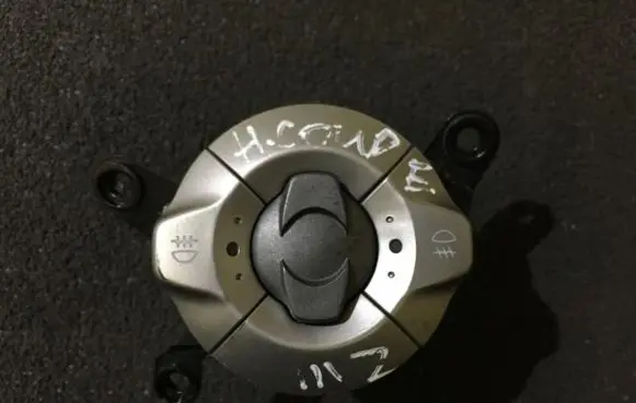 Hyundai Coupe Fog light switch 9374027500