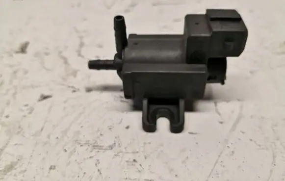 Opel Zafira B Turbo solenoid valve 722448001 08T178