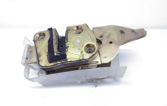 Mazda 323 Front door lock