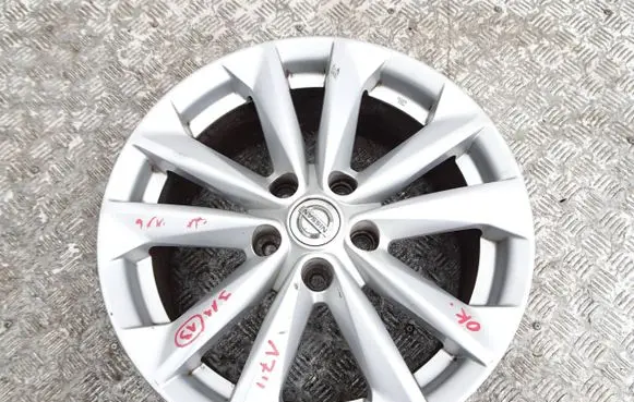 Nissan Qashqai R17 alloy rim T44N35