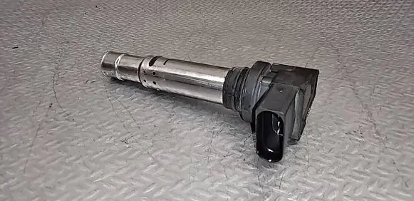 Volkswagen Jetta V High voltage ignition coil 036905715F