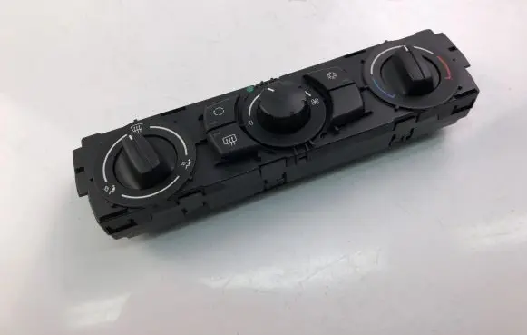 BMW 1 E81 E87 Interior fan control switch 6988064