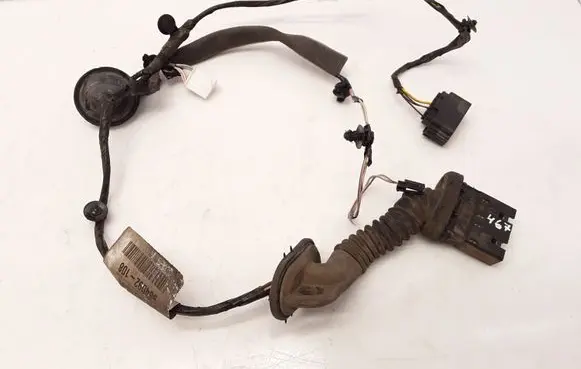 Ford Focus Rear door wiring loom 3M5T14240 3M5T14240AKJ