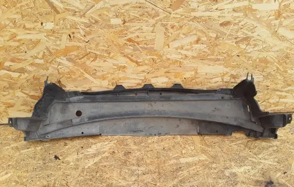 Volvo S60 Front bumper skid plate/under tray 09484067