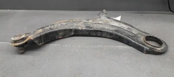 Renault Megane II Front control arm 8200298455