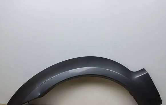 KIA Sorento Front arch trim 877113E500