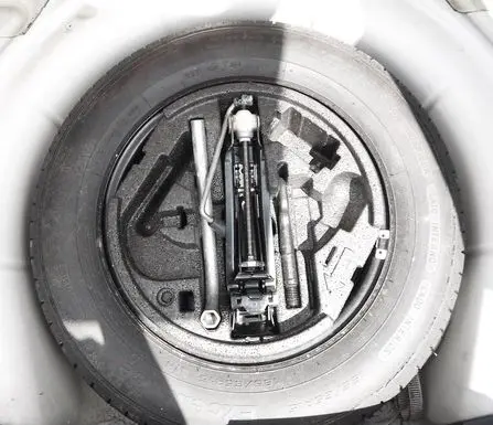 Skoda Octavia Mk2 (1Z) R16 spare wheel 
