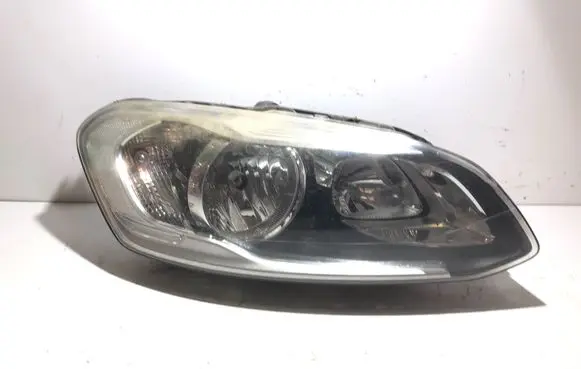 Volvo XC60 Headlight/headlamp 31358112 89907488 Y413RS