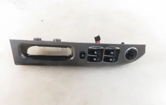 KIA Carens II Electric window control switch 4554901110