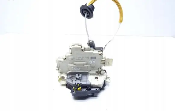 Audi A3 S3 A3 Sportback 8P Front door lock 4F2837016B