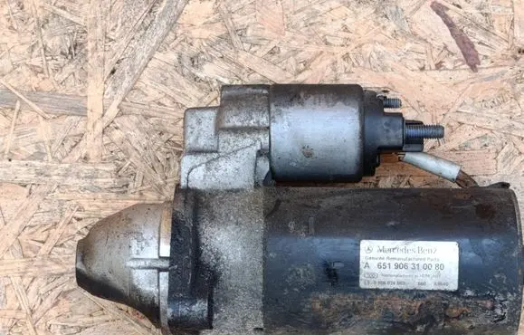 Mercedes-Benz E W212 Starter motor A6519063100 0986024563
