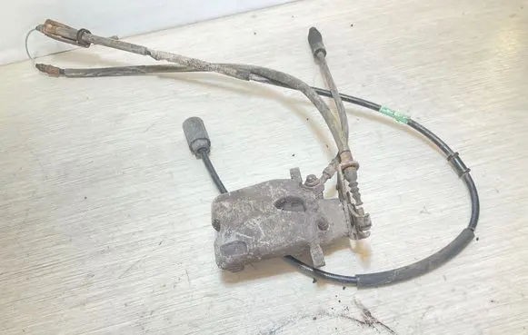 Opel Insignia A Rear brake caliper