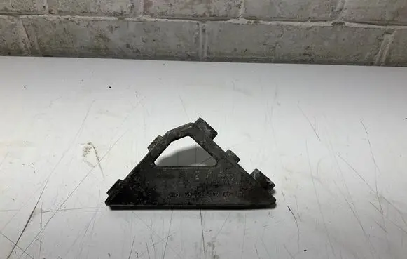 BMW 3 E92 E93 Power steering pump mounting bracket 7539015