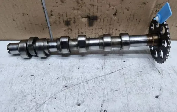 Volkswagen Polo Camshaft 03E109571 O3EM