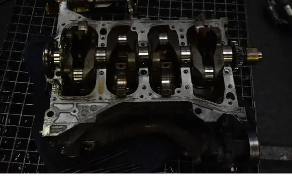 Nissan Altima Engine block QR25