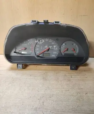 Volvo S40, V40 Speedometer (instrument cluster) 30858334 30883040