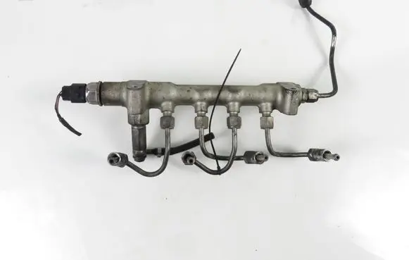 Opel Astra H Fuel main line pipe 