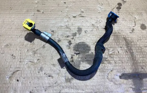 Maserati Ghibli Brake vacuum hose/pipe 06700303450 0B460