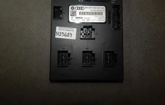 Audi Q5 SQ5 Other control units/modules 8K0907063AD