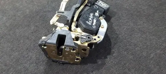 Toyota Camry Rear door lock