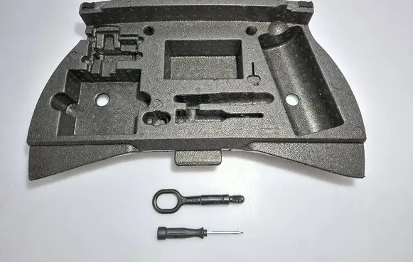Volkswagen Touran III Tool set 8K0805615A 5TA012115a