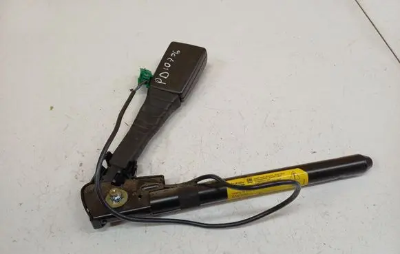 Opel Astra H Front seatbelt buckle 330803354