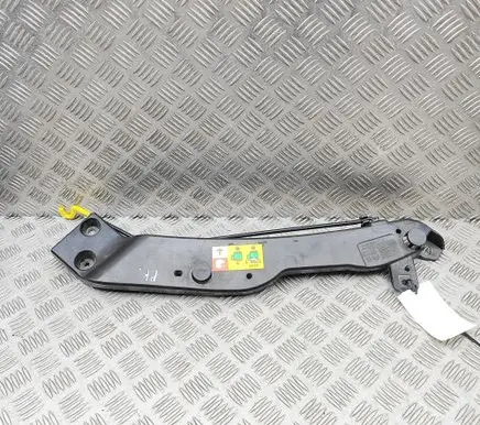 Toyota ProAce City Headlight/headlamp mounting bracket 9830522280 SU001B1558