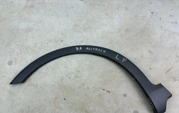 Volkswagen Passat Alltrack Front arch trim 3G9853717