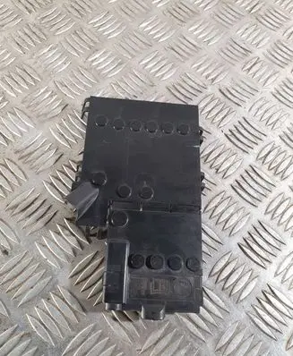 Volvo XC90 Fuse box cover E07928200 21246000002 507928200