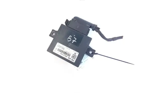 Volkswagen PASSAT B7 Voltage converter/converter module 3AA919041
