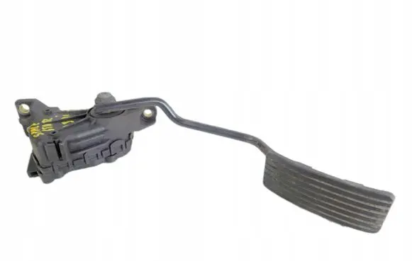 Mitsubishi Space Star Accelerator throttle pedal