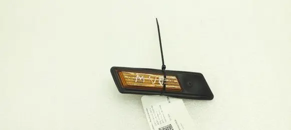 BMW 3 E36 Front fender indicator light 13780139
