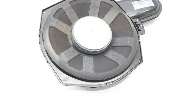 BMW 6 E63 E64 Subwoofer speaker 9143132