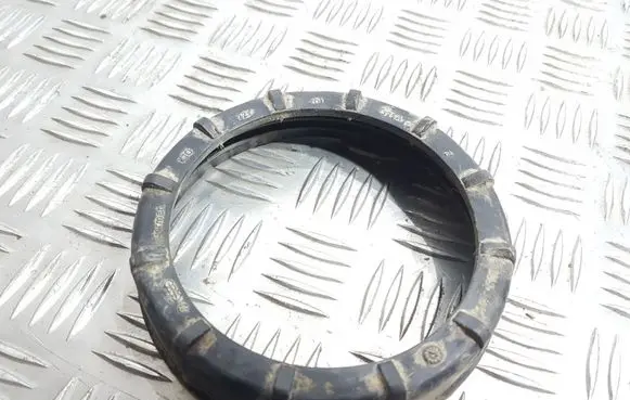 Volkswagen PASSAT B4 In tank fuel pump screw locking ring/nut KTO321201375A