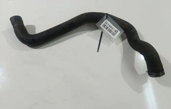 Audi A4 S4 B5 8D Engine coolant pipe/hose 