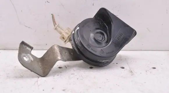 Opel Astra J Horn signal 0024082012