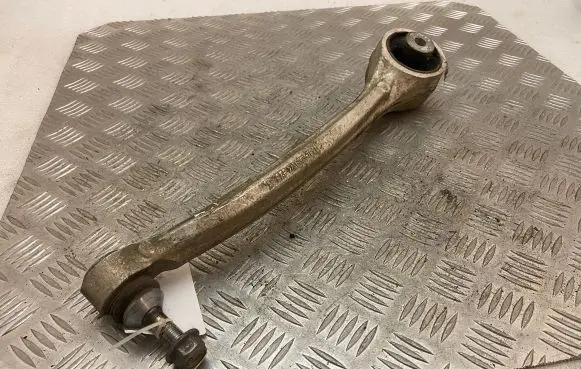 Tesla Model S Front control arm 2F01