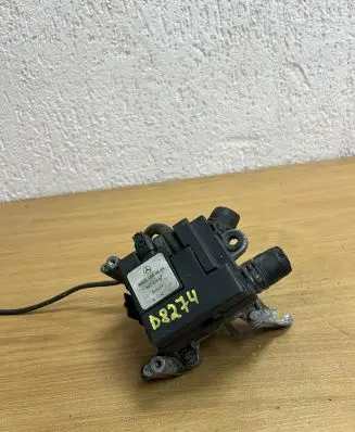 Mercedes-Benz E W210 Other control units/modules A0001590504 D8274