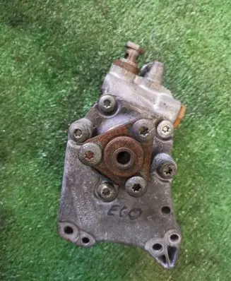 BMW 5 E60 E61 Power steering pump 7801442