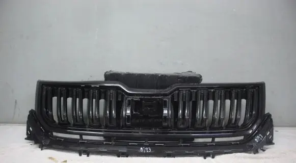 Skoda Kodiaq Front bumper upper radiator grill