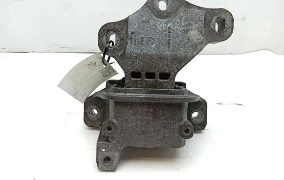 Mercedes-Benz Sprinter W907 W910 Gearbox mount A9102410300