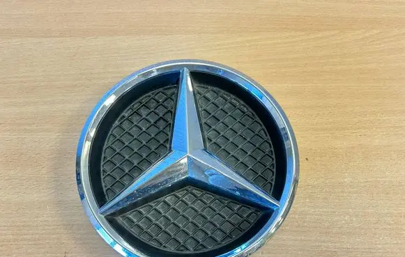 Mercedes-Benz E W212 Manufacturer badge logo/emblem A0008171016 A0008880030 A2188880060