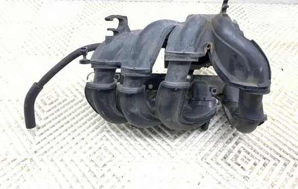 Ford Focus Intake manifold