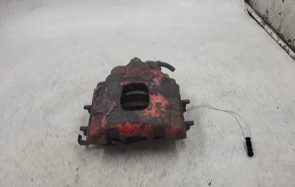 Mercedes-Benz ML W163 Rear brake caliper 