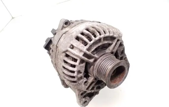 Renault Scenic II - Grand scenic II Generator/alternator 0124525047 8200229907