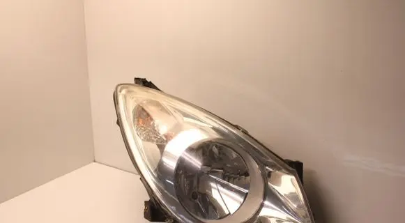 Opel Agila B Headlight/headlamp