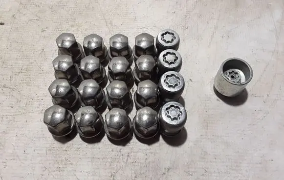 Dodge Durango Nuts/bolts 