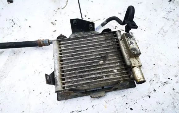 Engine oil radiator